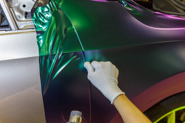 Car vinyl wrap application